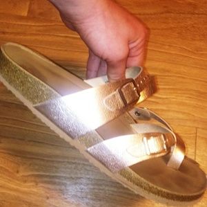 Sz 10 Adorable Sandals